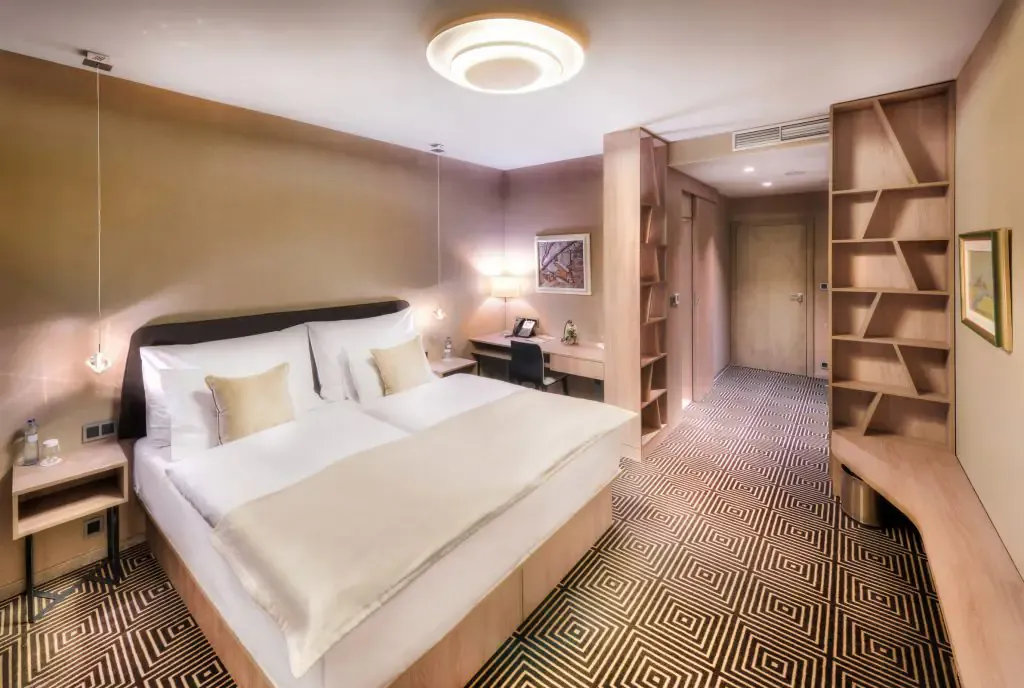 1 Moderná izba ŠTANDARD Hotel Lomnica interier 2017 26 – kópia – kópia